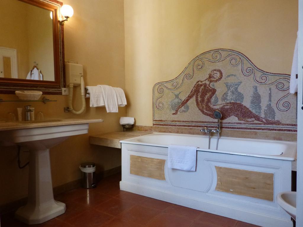 Chateau D'Arpaillargues - Teritoria Zewnętrze zdjęcie